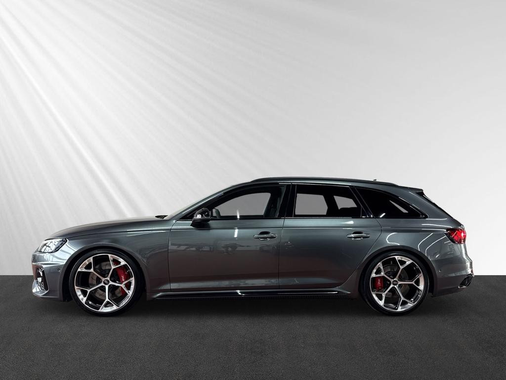 Audi RS4