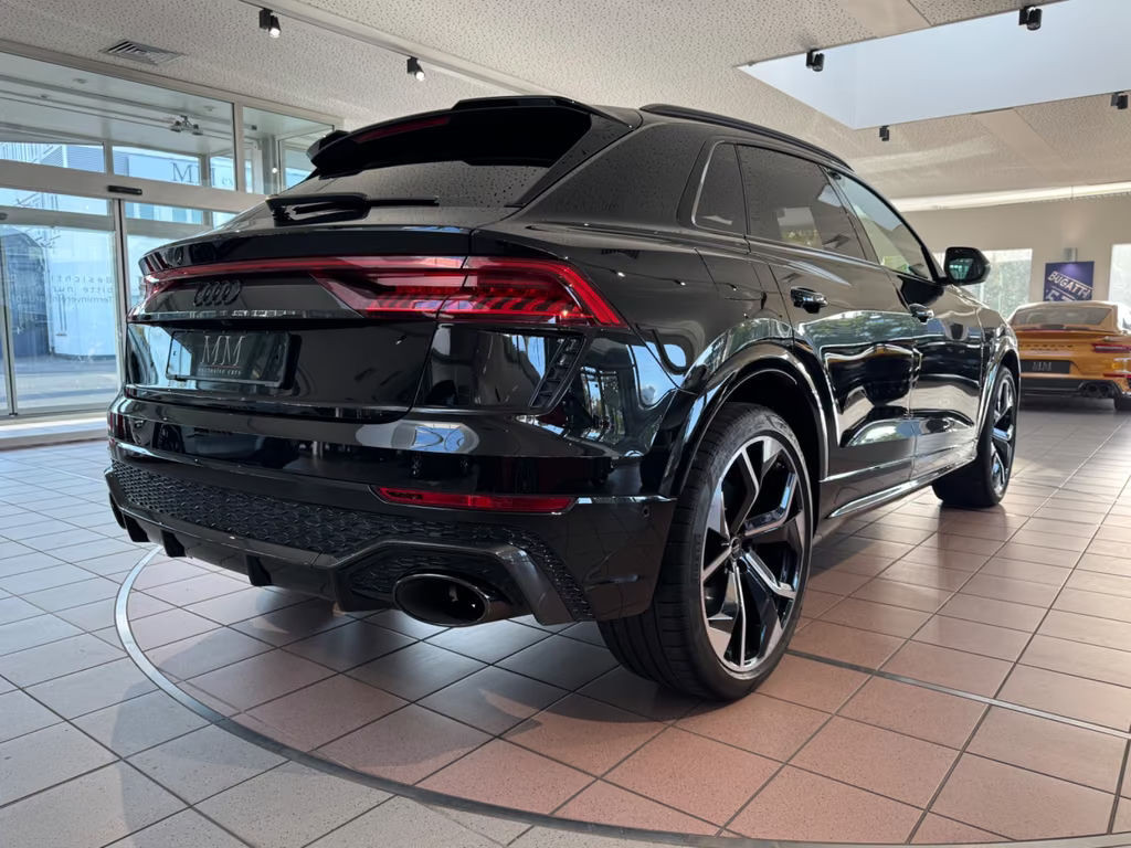 Audi RS Q8