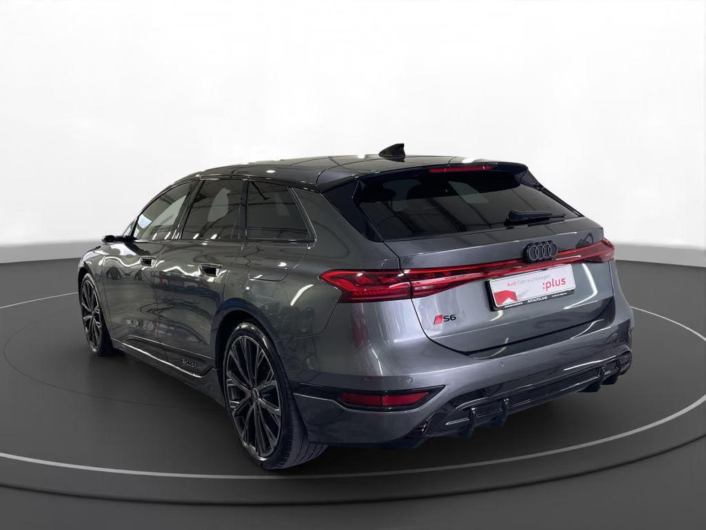 Audi S6 e-tron