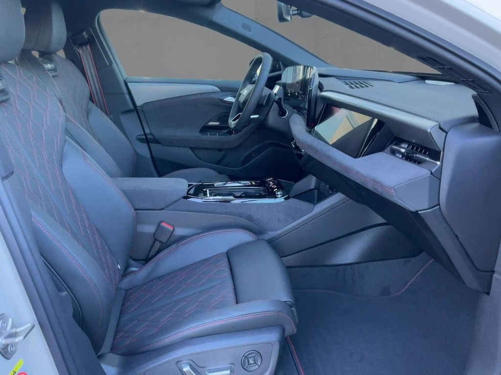 Audi S6 e-tron
