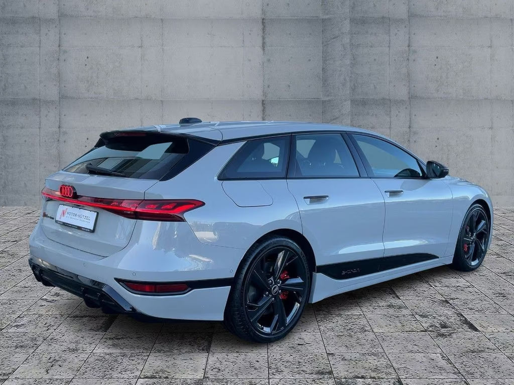 Audi S6 e-tron