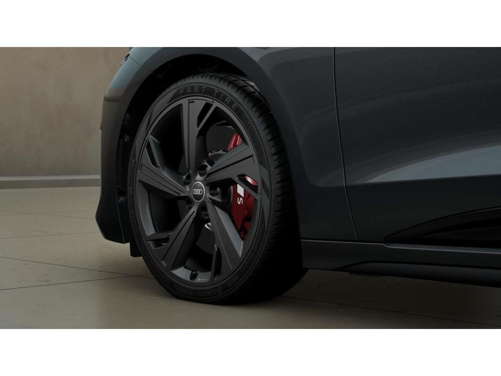 Audi S6 e-tron