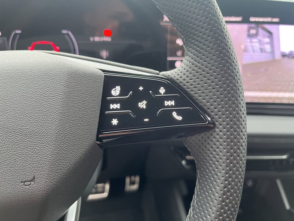 Audi S6 e-tron