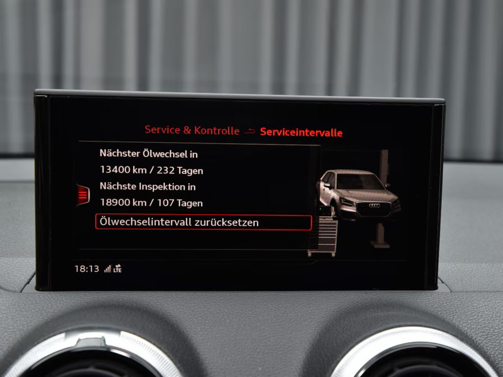 Audi SQ2