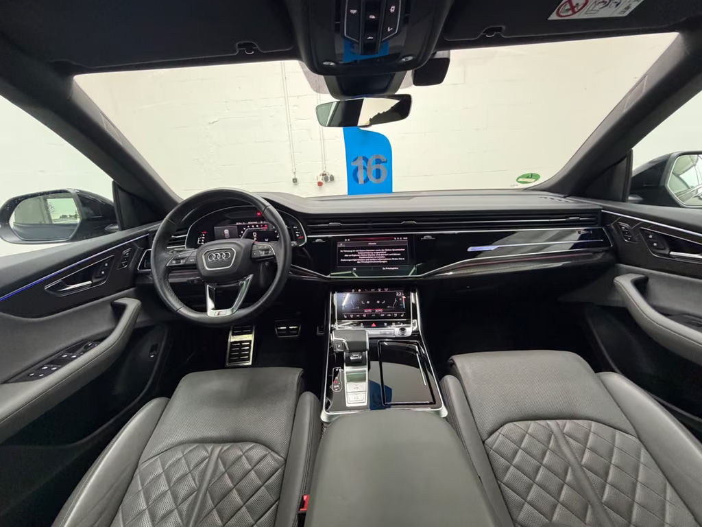 Audi SQ8