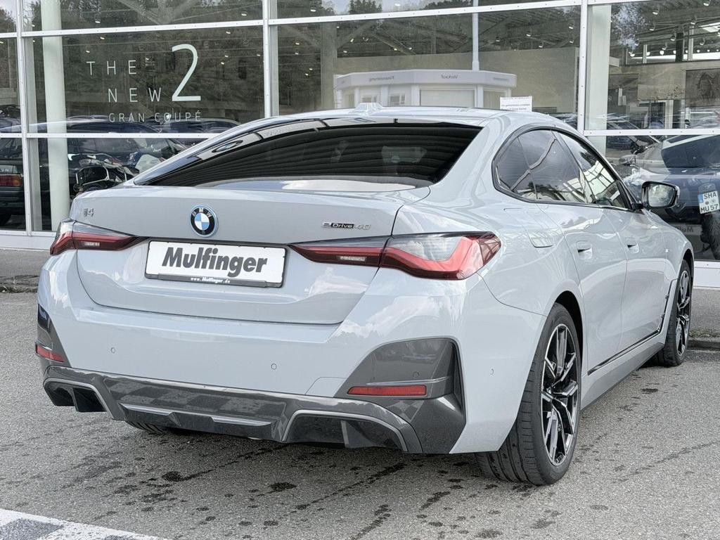 BMW i4