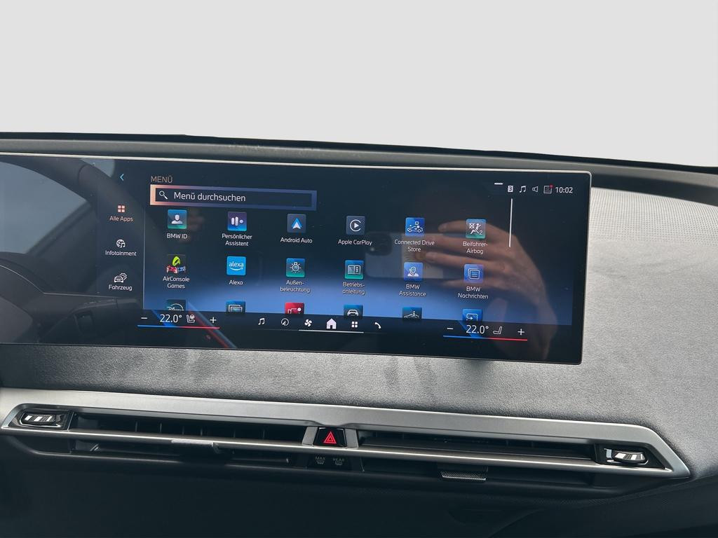 BMW iX