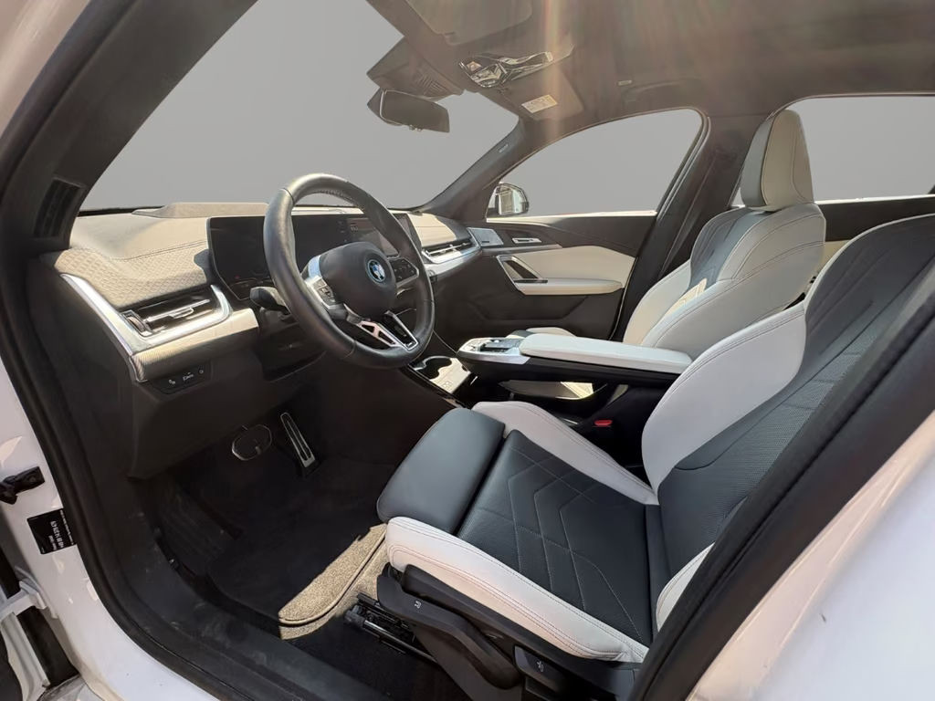 BMW iX2