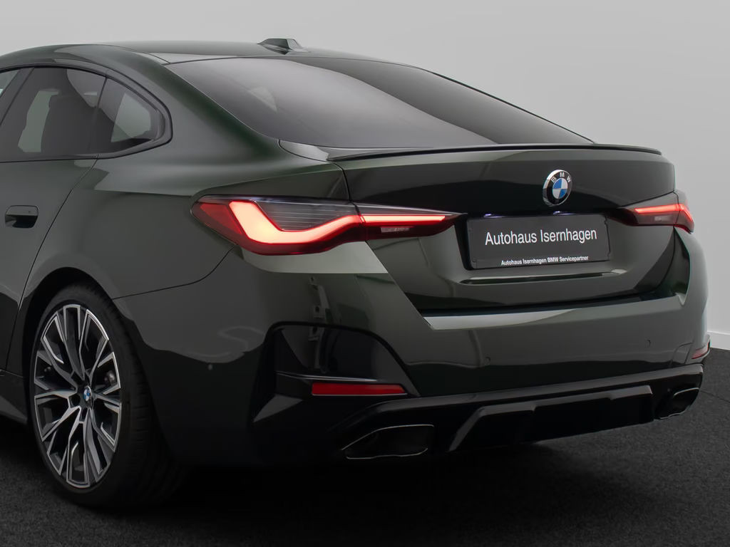 BMW M440