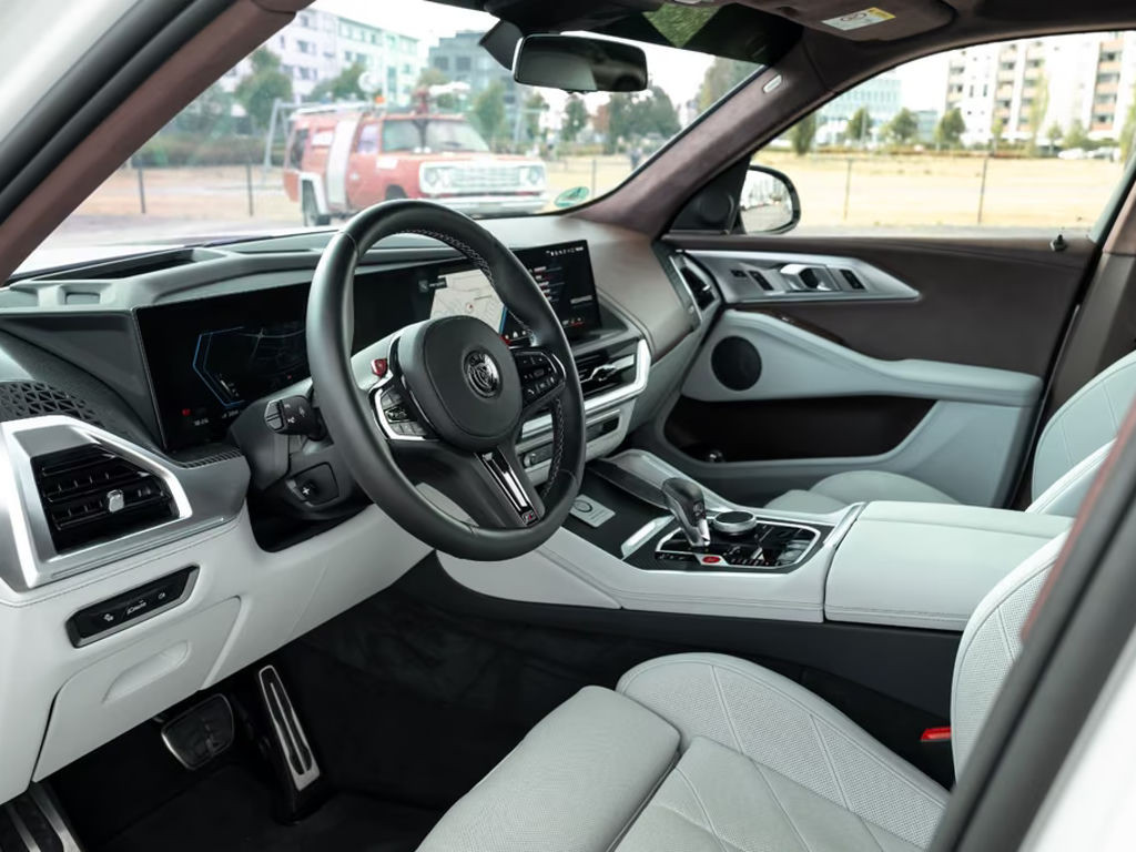 BMW XM