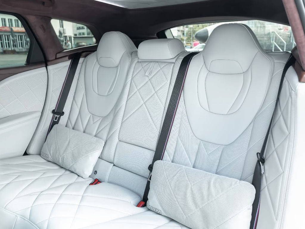 BMW XM