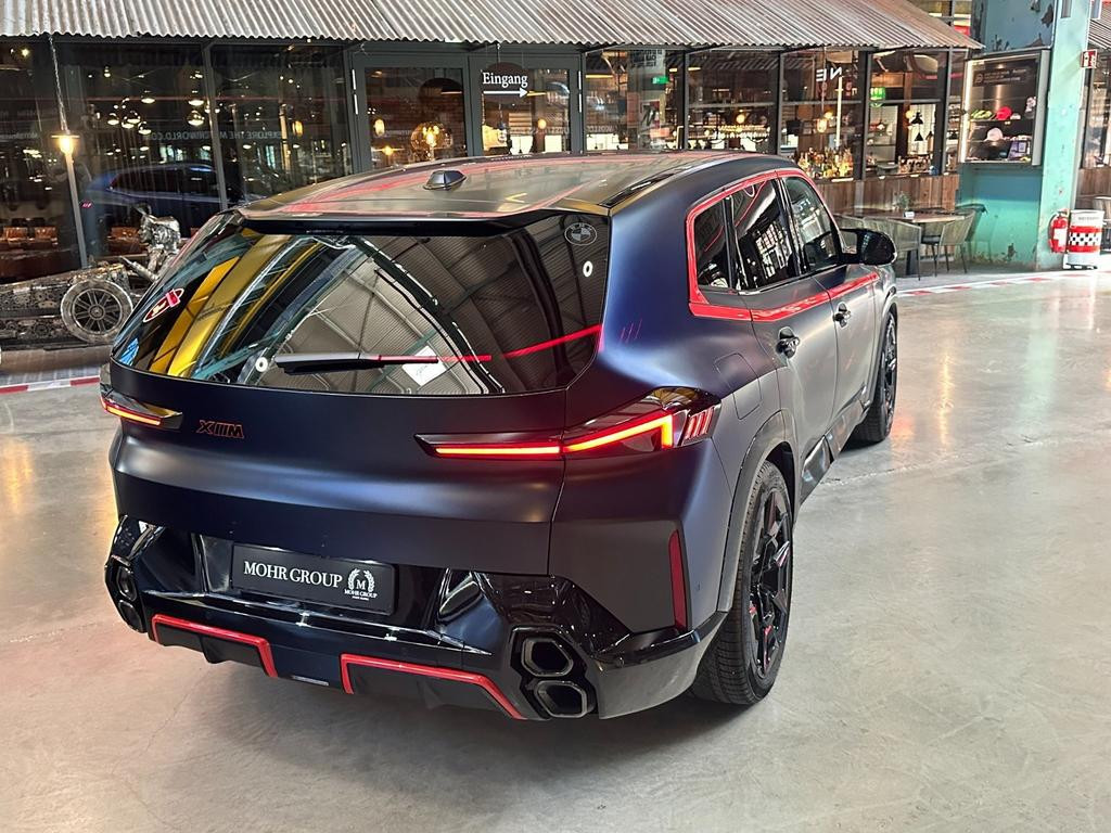 BMW XM