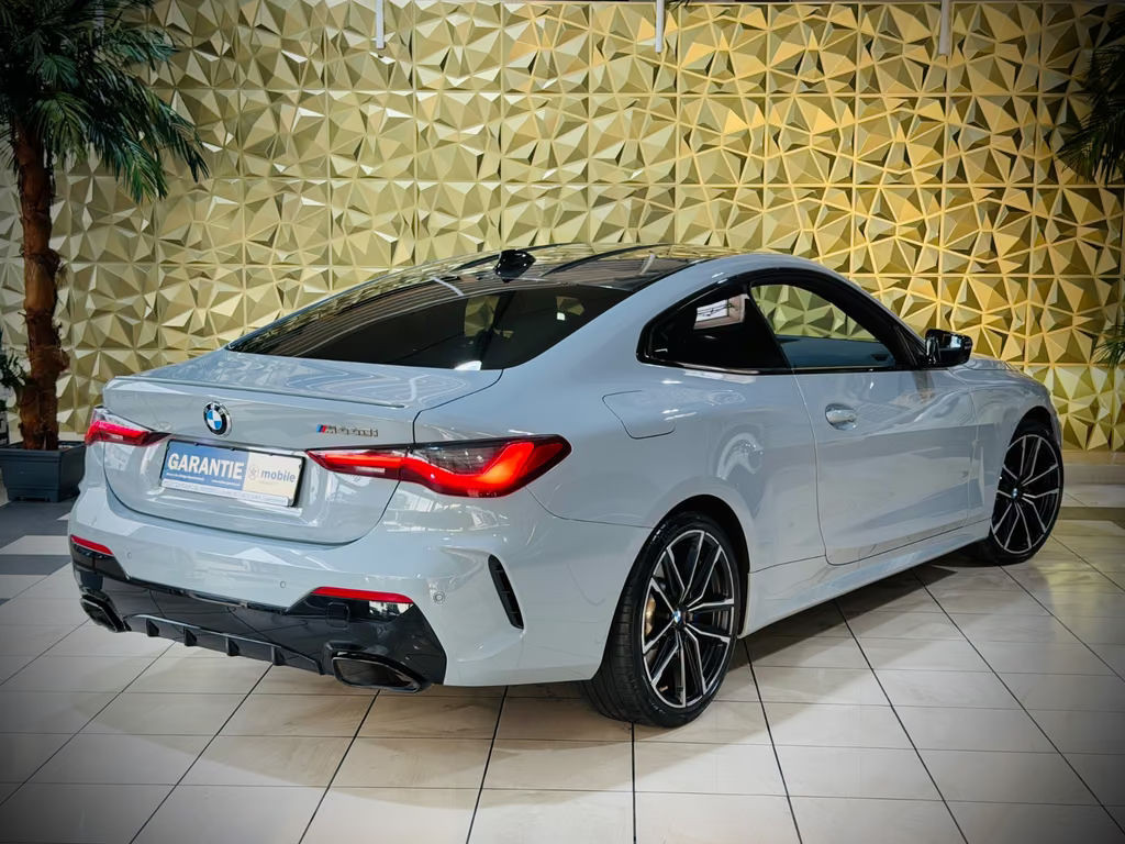 BMW M440