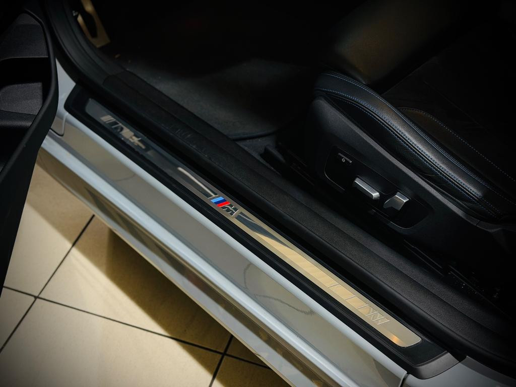 BMW M440