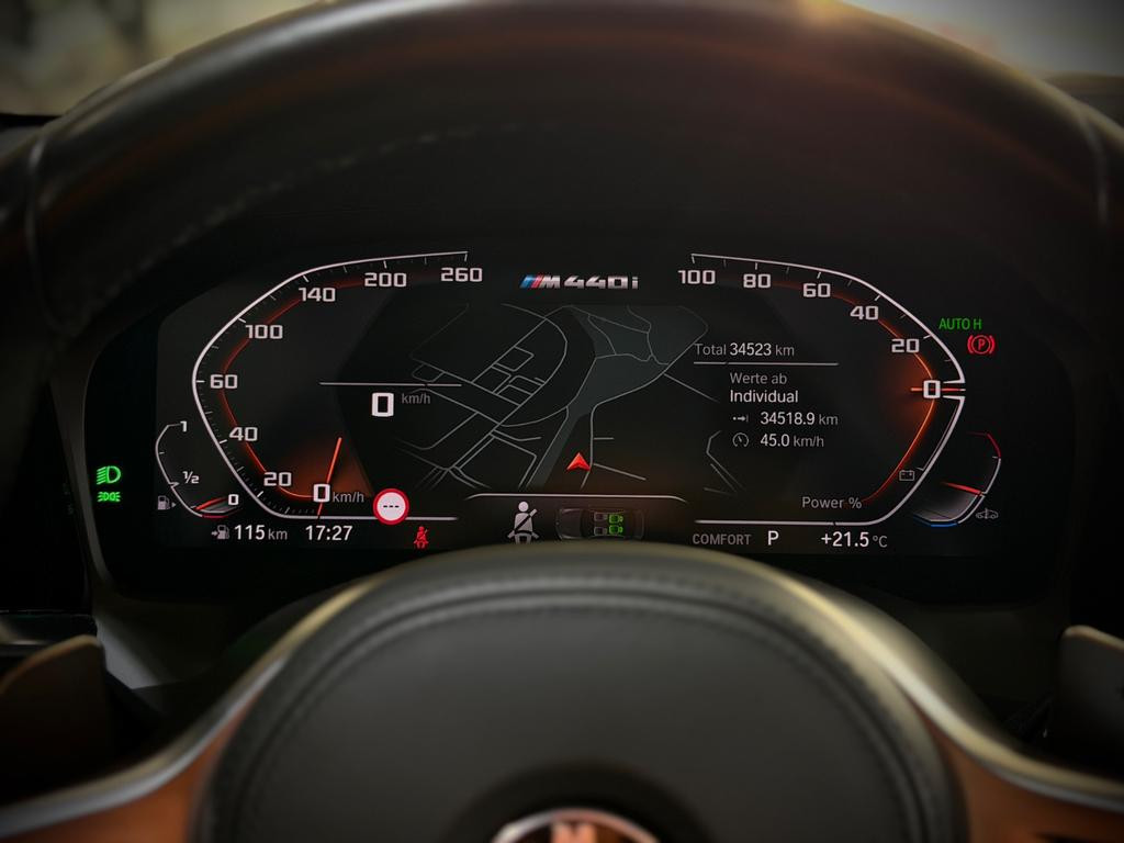 BMW M440