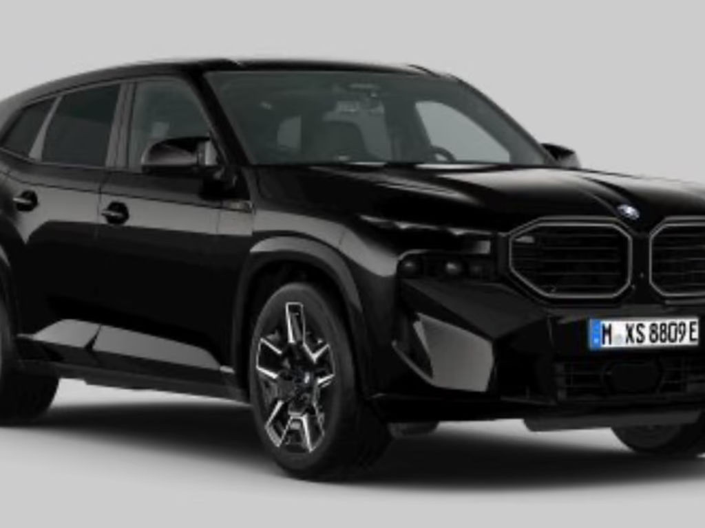 BMW XM