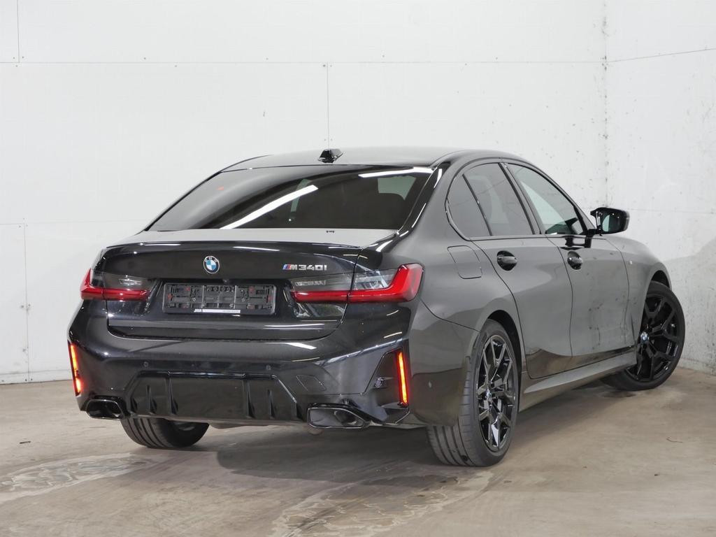 BMW M340