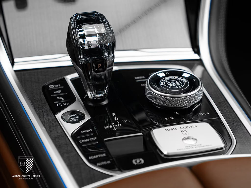BMW M850