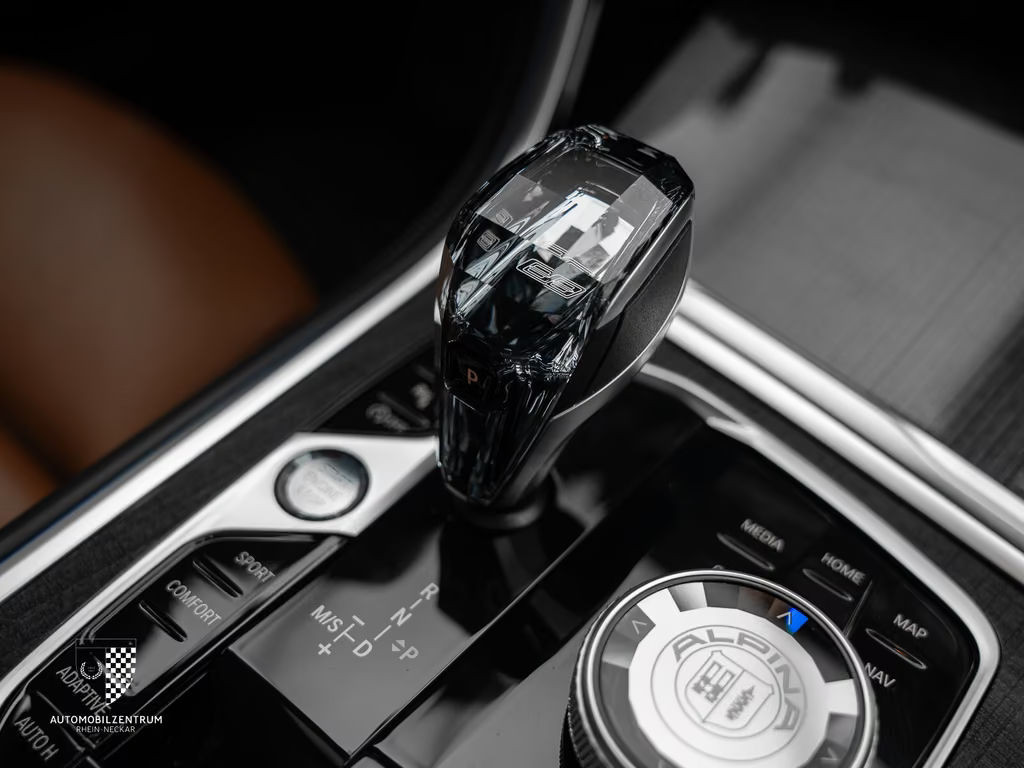 BMW M850