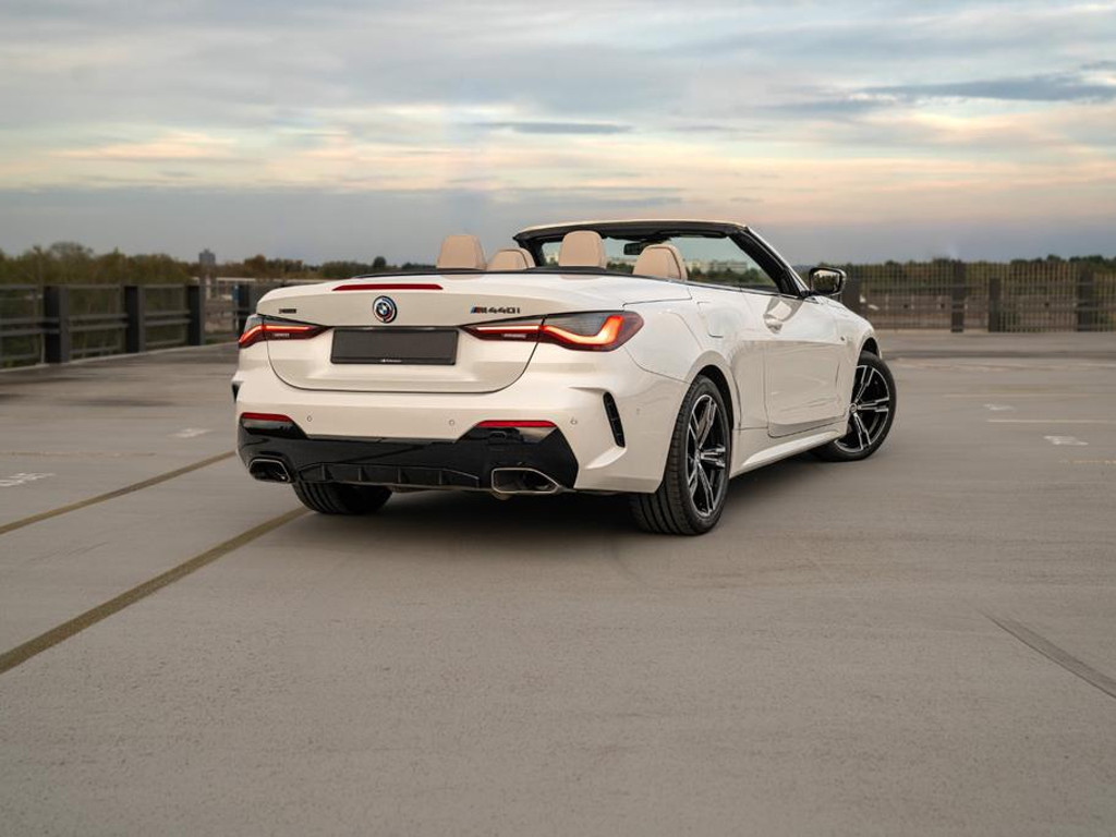 BMW M440