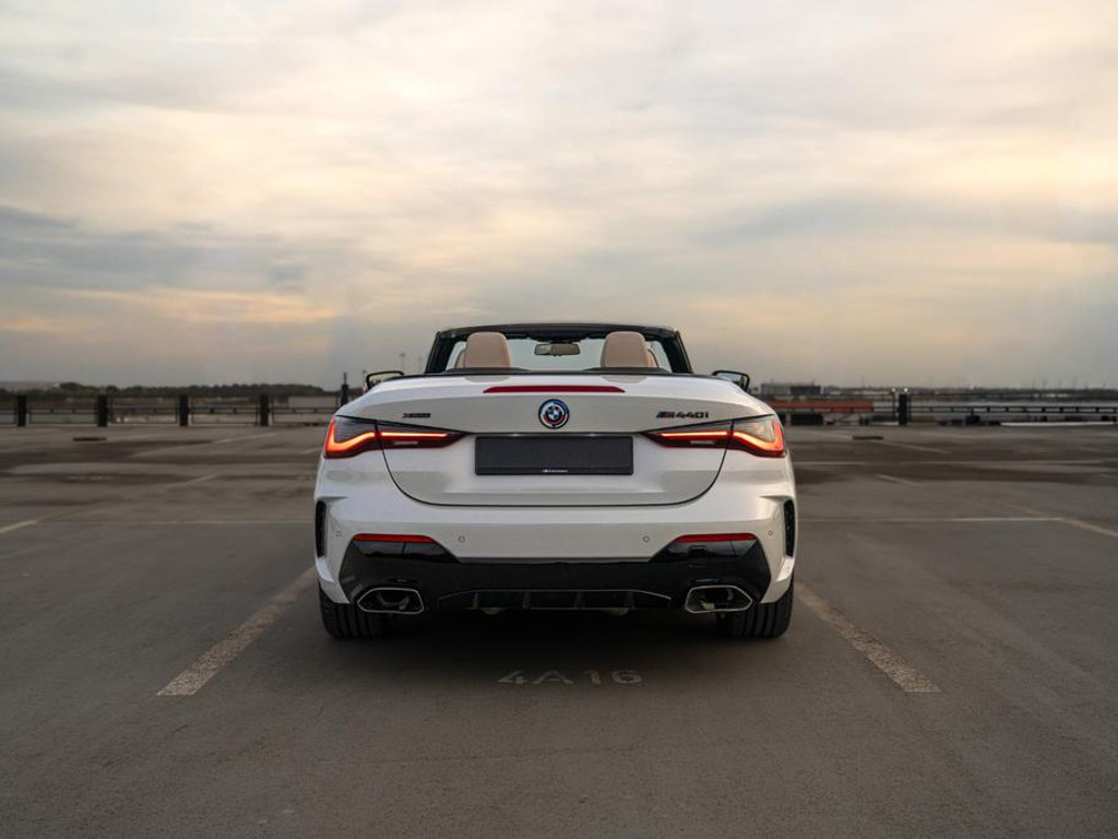 BMW M440