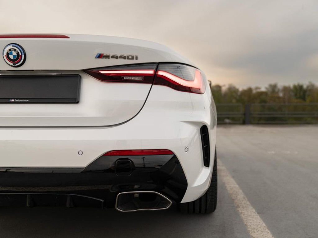 BMW M440