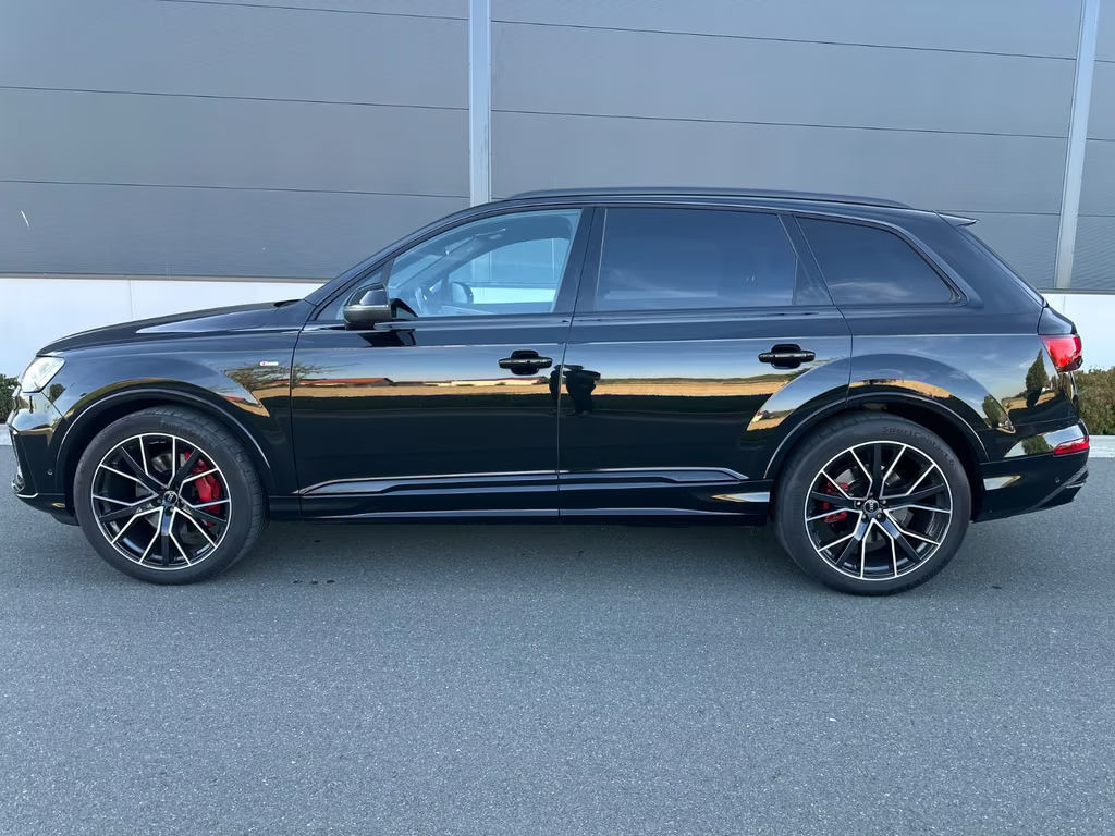 Audi Q7 Quattro S-Line 55 TFSI