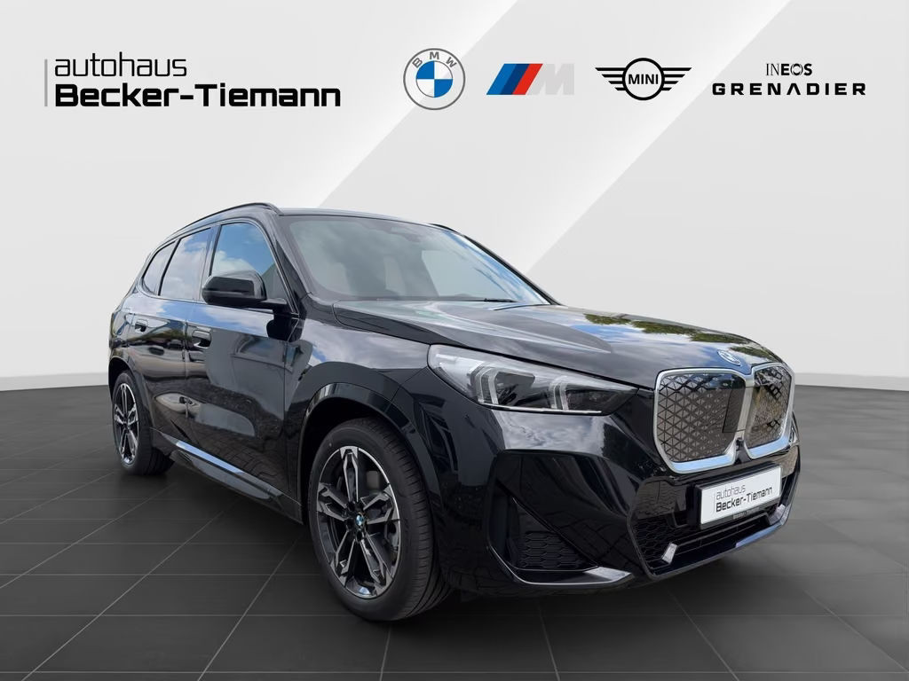 BMW iX1