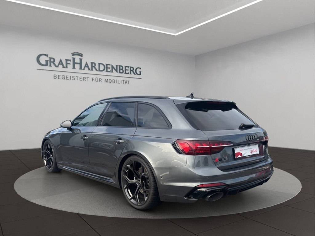 Audi RS4