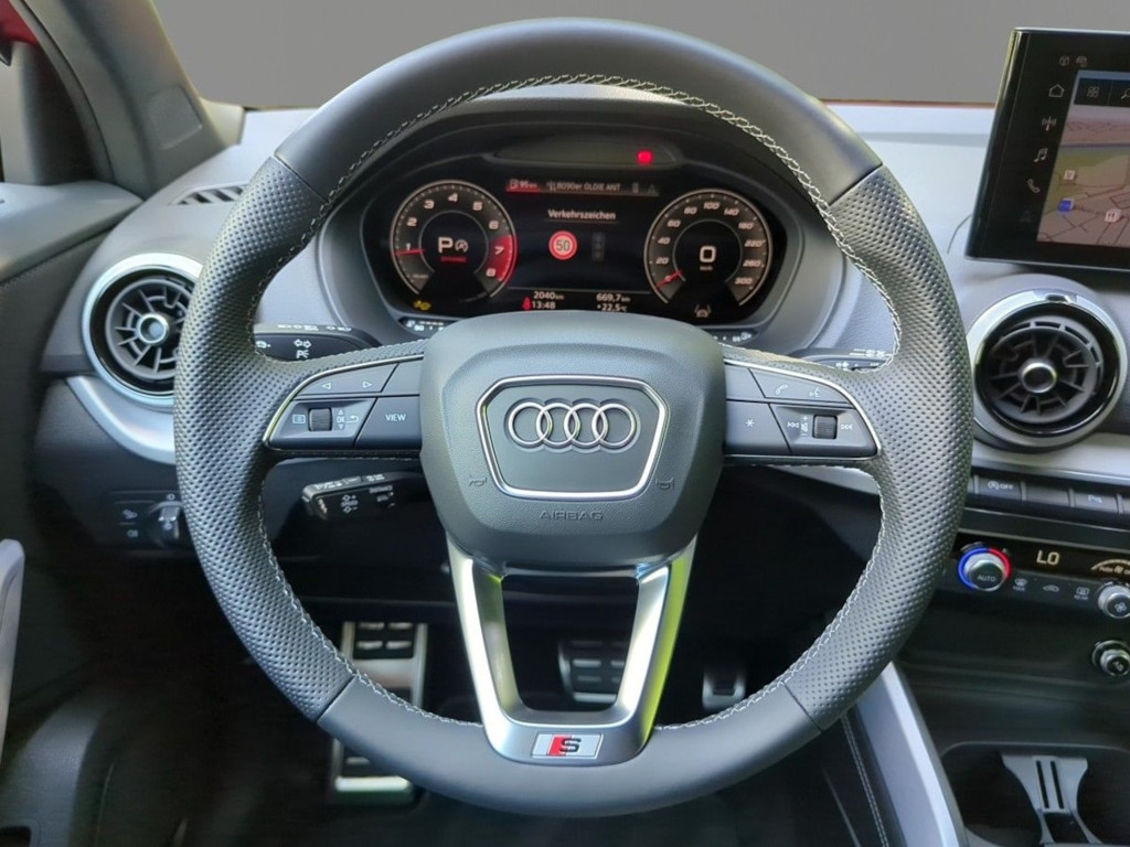 Audi SQ2