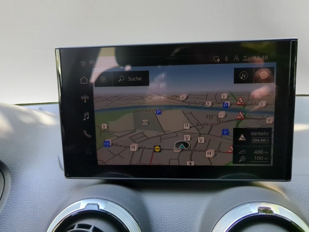 Audi SQ2