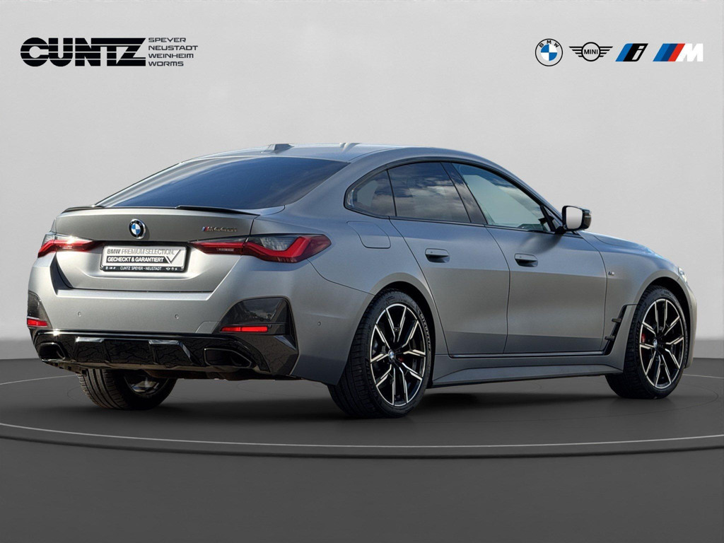 BMW M440