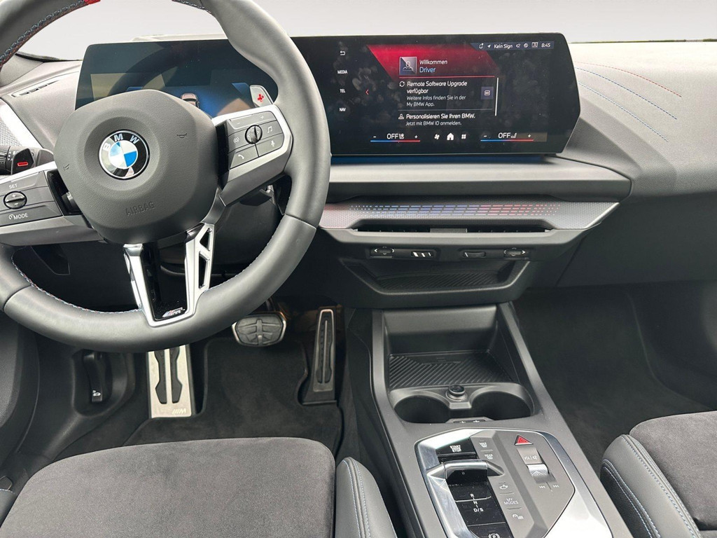 BMW M235