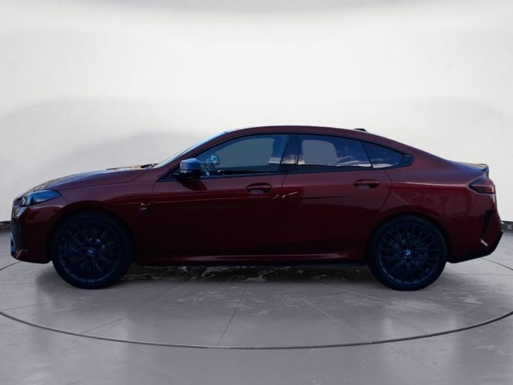 BMW M235