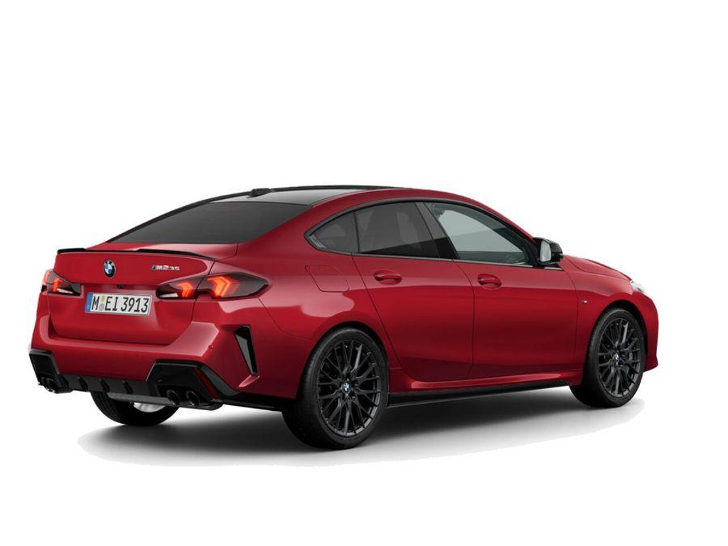 BMW M235
