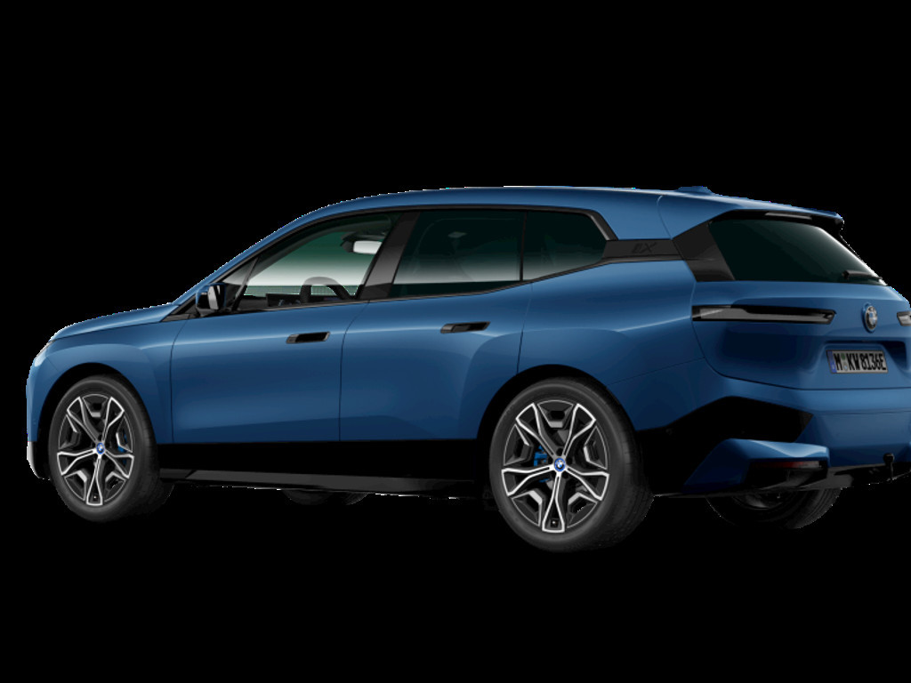 BMW iX