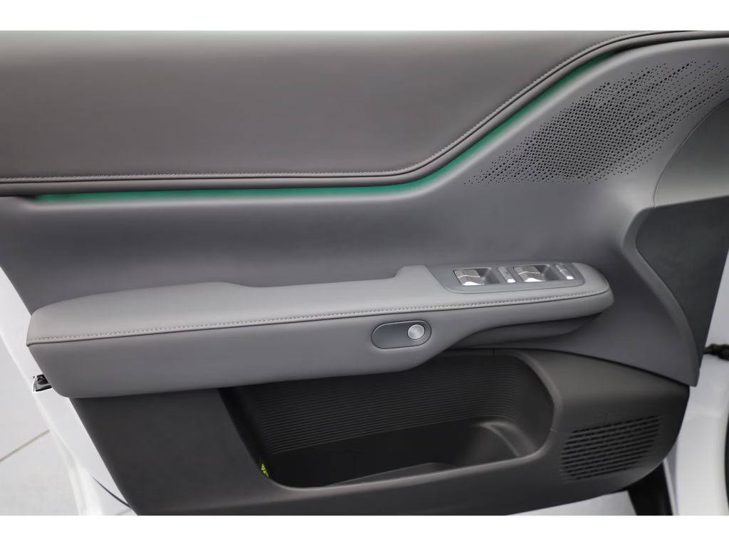Xpeng G6