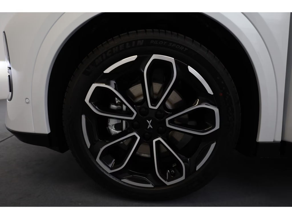 Xpeng G6