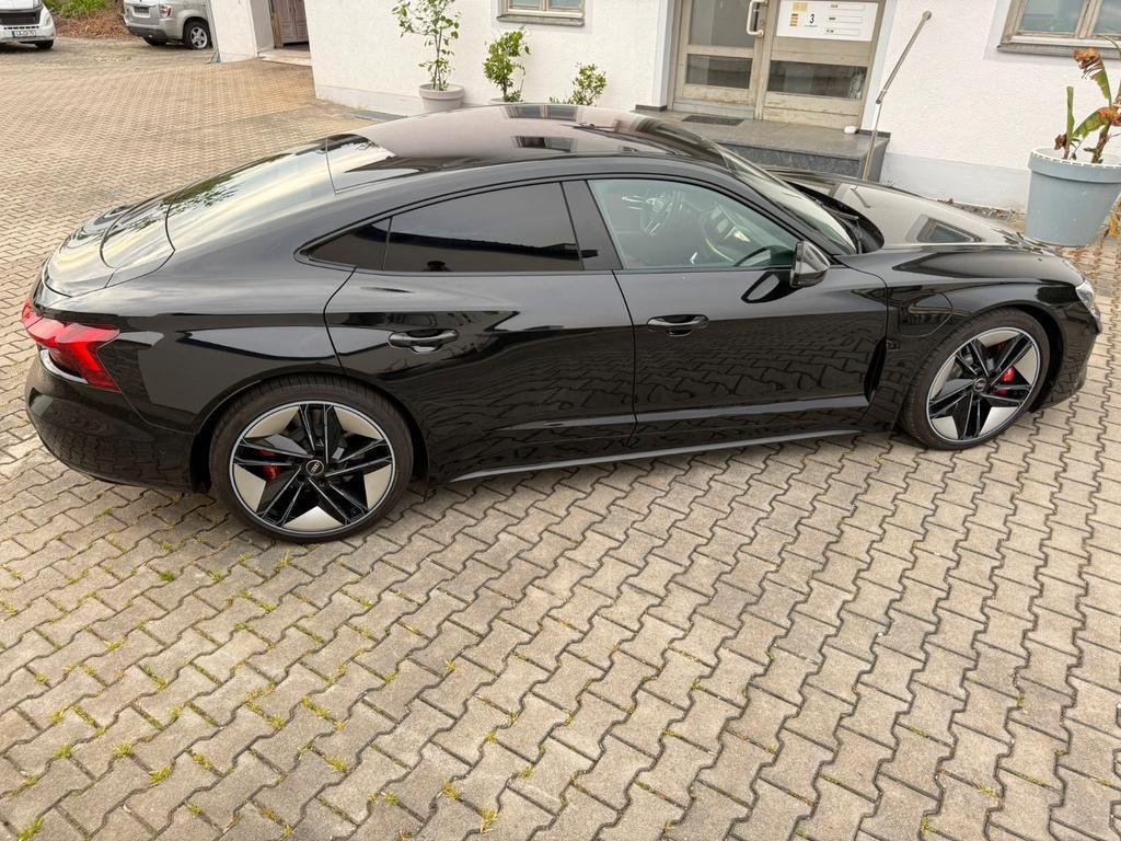 Audi RS e-tron GT