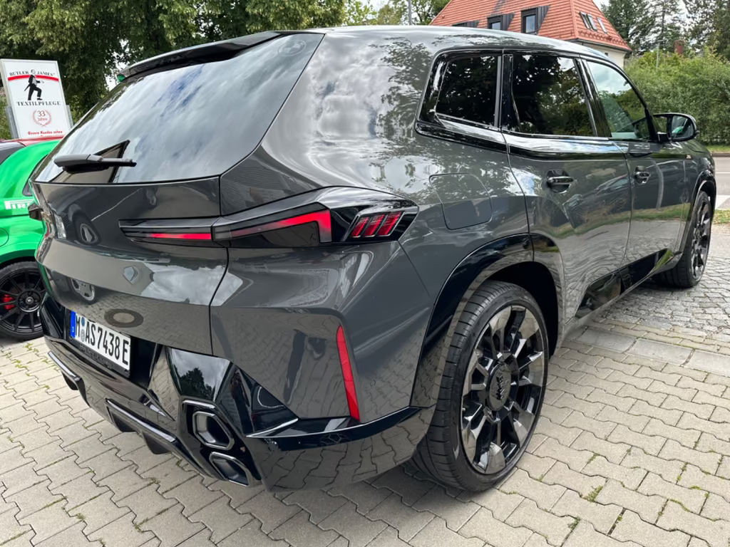 BMW XM