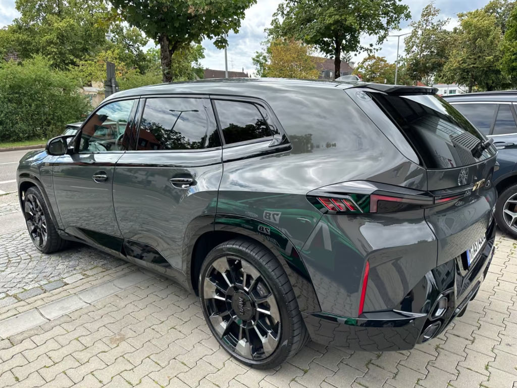 BMW XM
