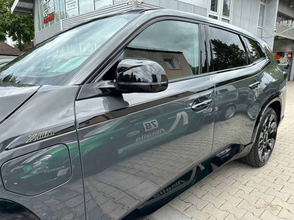 BMW XM