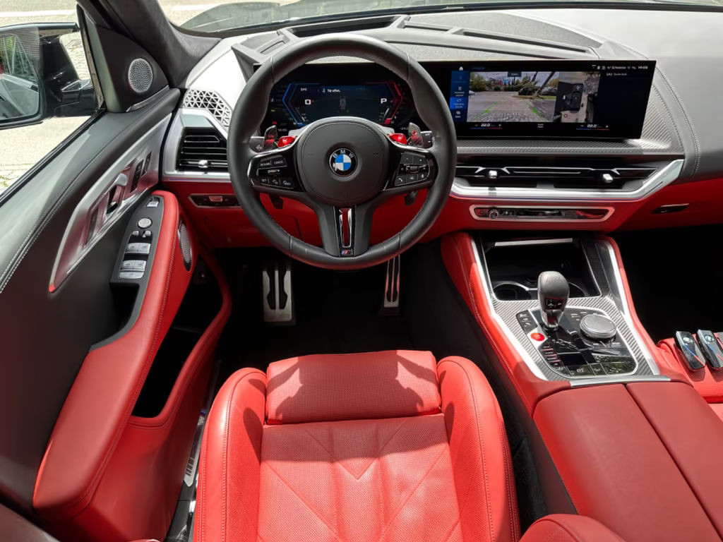 BMW XM