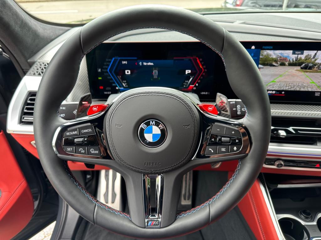 BMW XM
