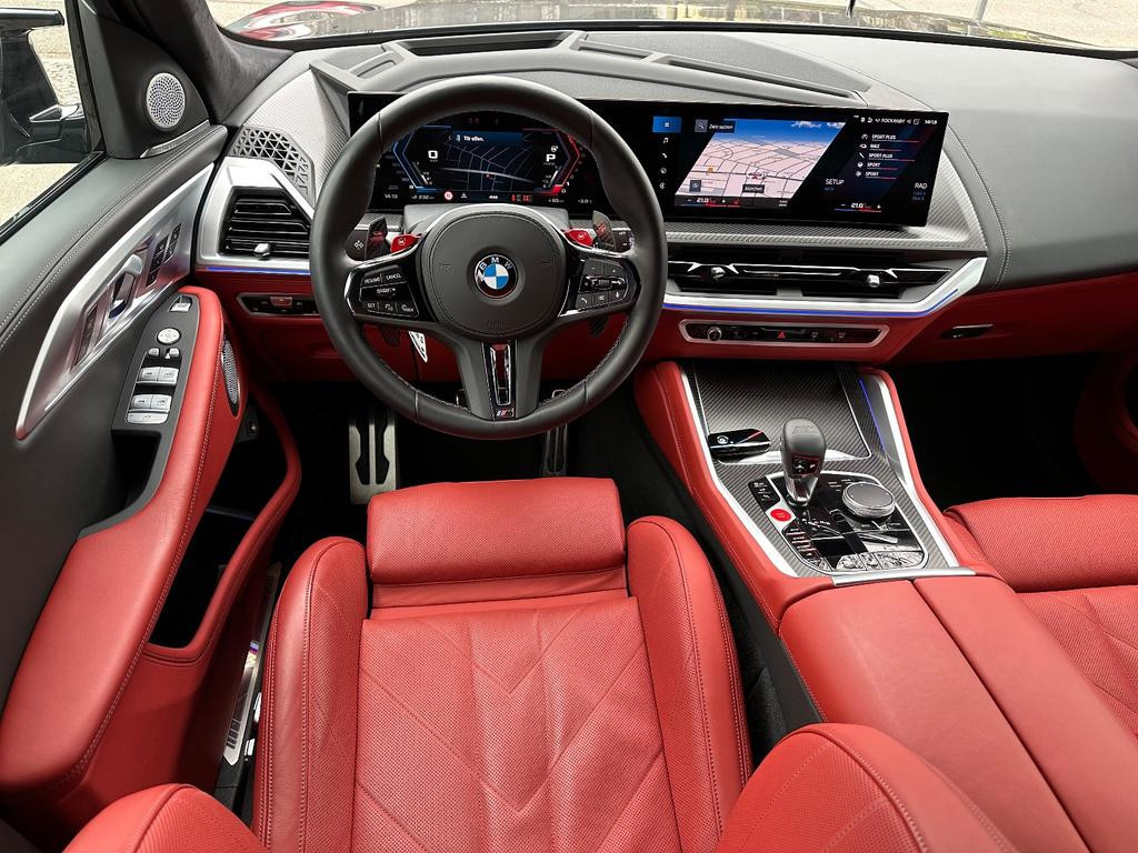 BMW XM