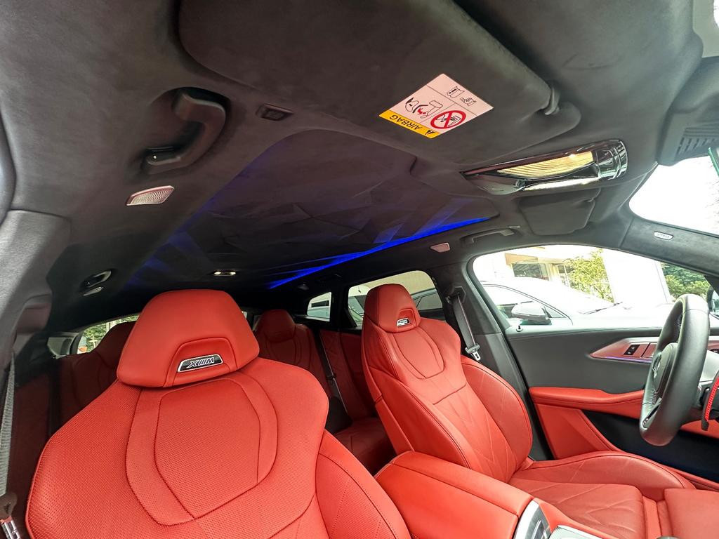 BMW XM
