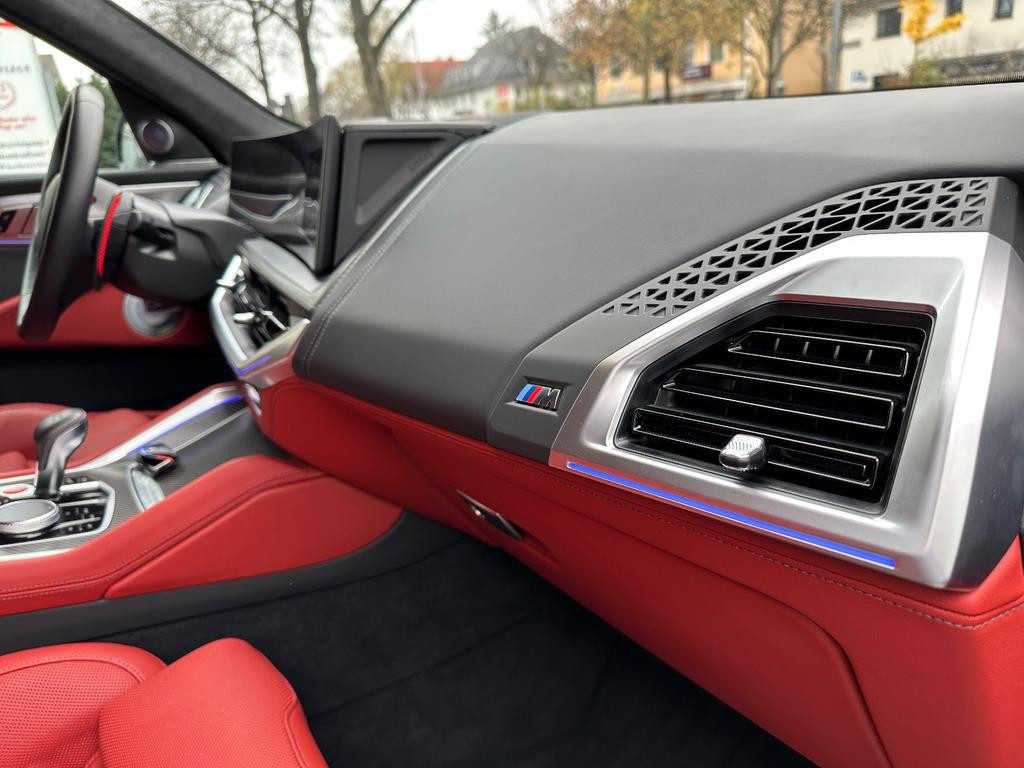BMW XM