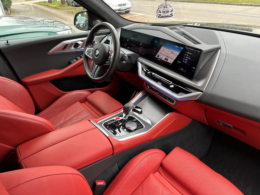BMW XM