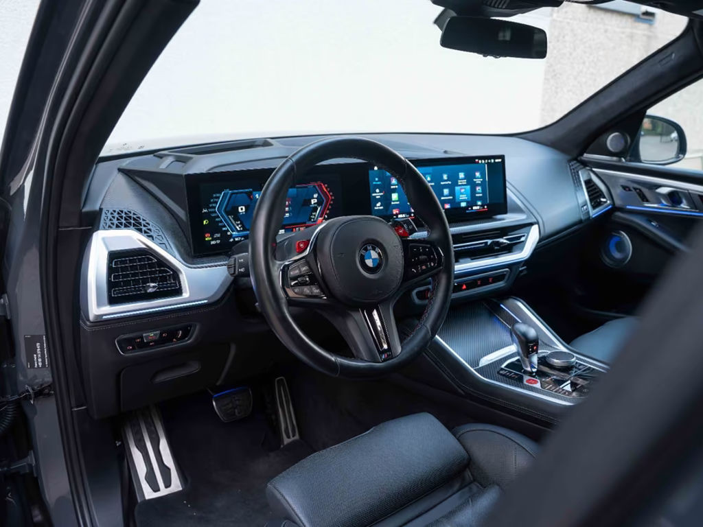 BMW XM