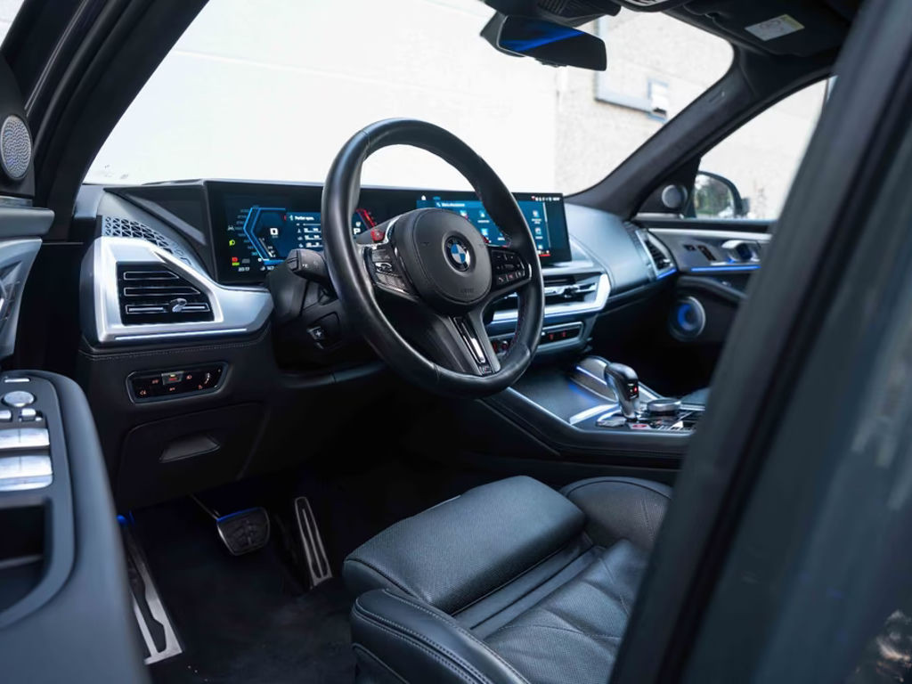 BMW XM
